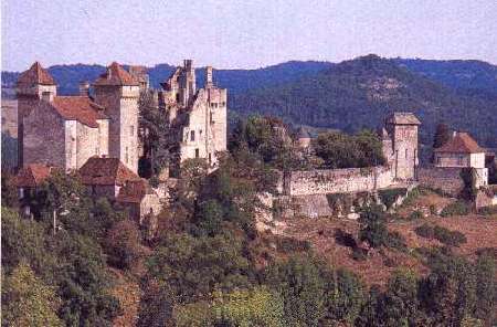Curemonte - tours vers les cieux
